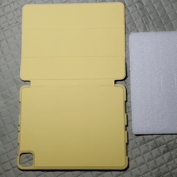 iPad Pro 11 Case 2020 2nd Generation - Picture 4 of 6